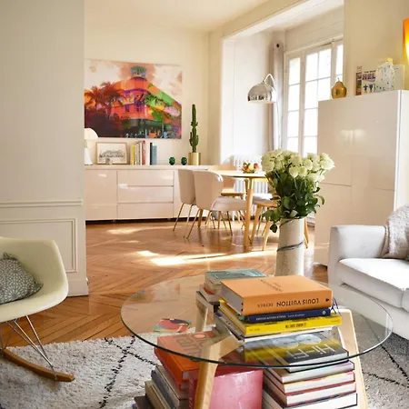 Montmartre Apartment *